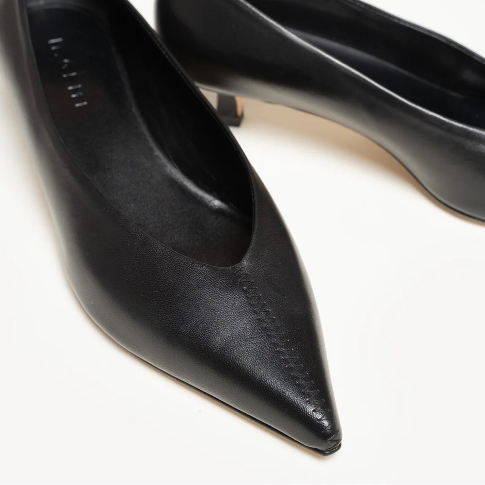 M.Gemi Marzia Kitten Heel Pumps NIB - Picture 4 of 5